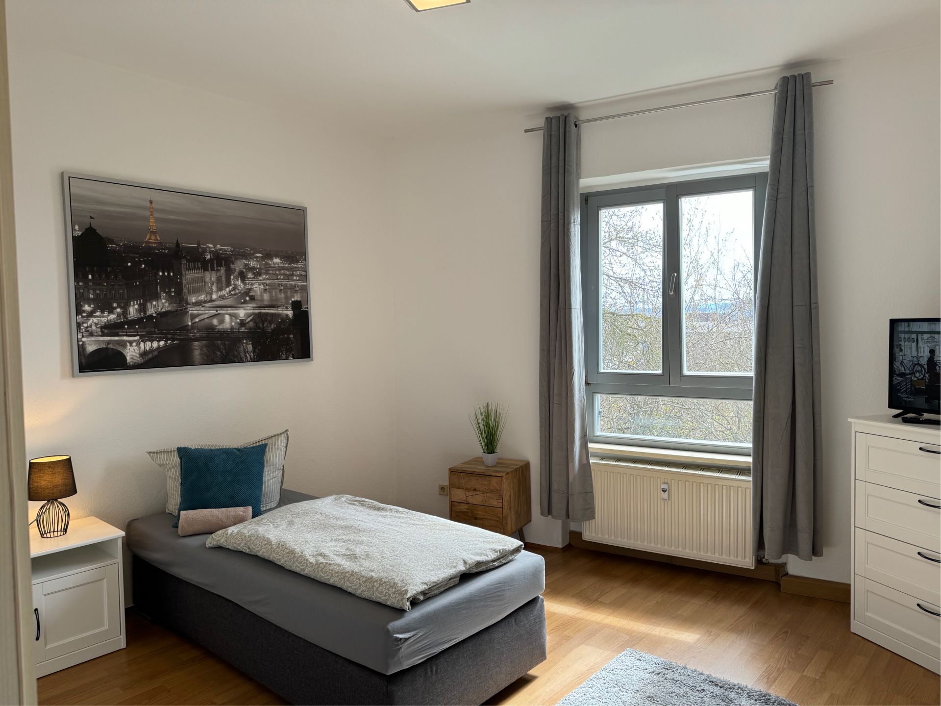 Ferienapartments in Weimar entdecken und buchen. Ferienapartments in Weimar entdecken und buchen.